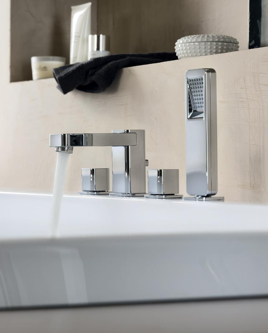 Set bordo vasca con doccetta Nobili Loop