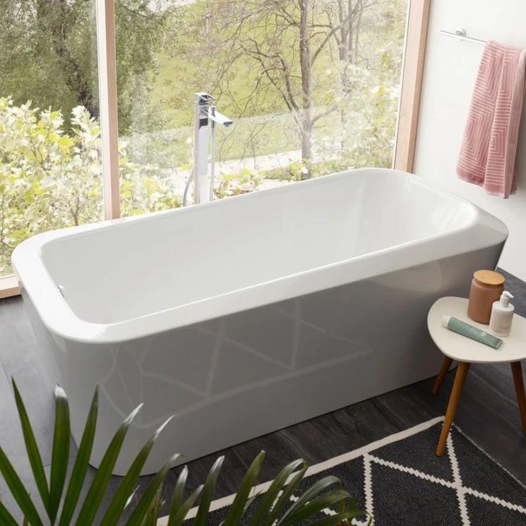 Elegante vasca in acciaio smaltato