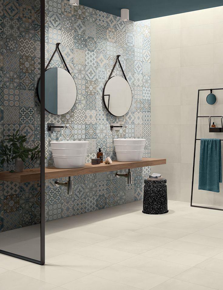 Bagno con cementine azzurre 