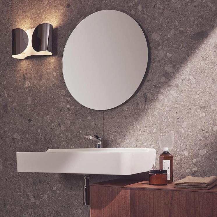 Lavabo Ideal Standard sospeso bianco