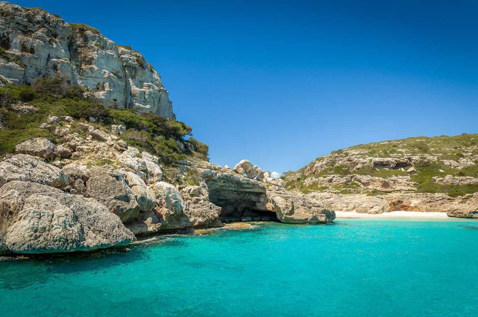 Cala Marmolis a Ibiza Veduta di Cala Marmolis a Ibiza