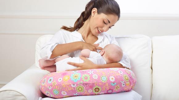 Opinioni e consigli sui cuscini per allattamento