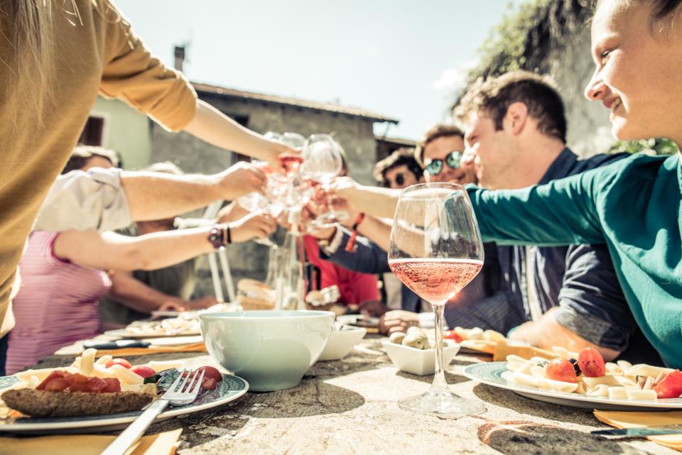 Ombrelloni da giardino: prezzi e offerte Dove comprare ombrelloni da giardino