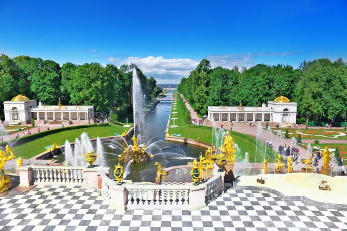 Peterhof's garden and fountains in St. Petersburg