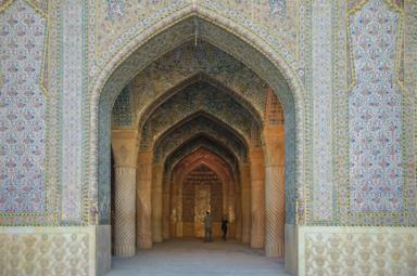 Shiraz: 10 things you must absolutely see while on tour