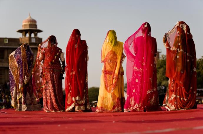 Women dressed in traditional Indian clothes