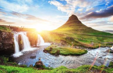 The top 10 attractions in Iceland