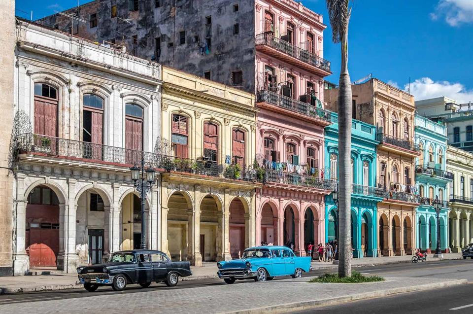 Case colorate nel centro storico di Avana a Cuba