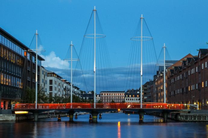 Ponte Cirkelbroen progettato da Olafur Eliasson a Copenaghen, Danimarca