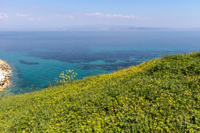 Il verde e l'azzurro della Penisola Calcidica