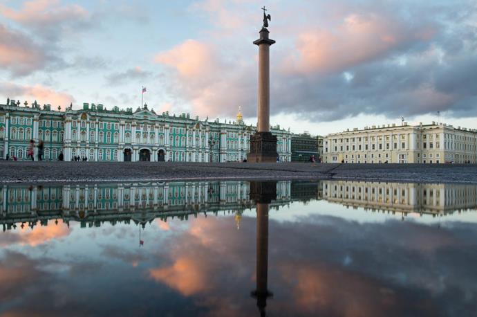 Piazza del Palazzo a San Pietroburgo, Russia
