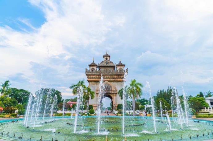 Arco di Patuxay a Vientiane, Laos