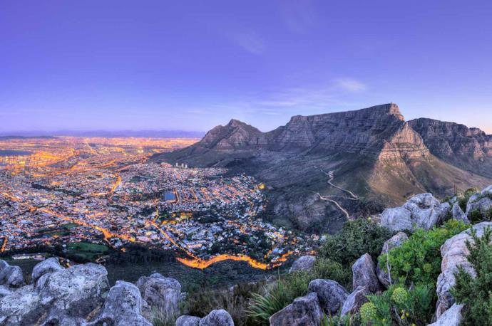 Vista dall'alto della Table Mountain in Sudafrica