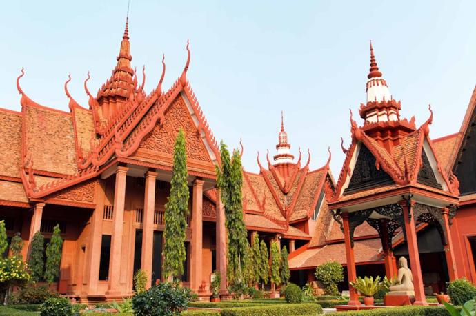 Esterno del Museo Nazionale di Phnom Penh in Cambogia