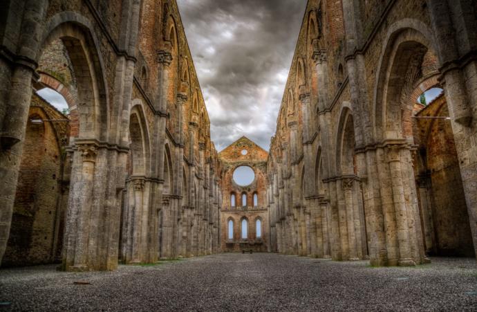 L'architettura gotico-cistercense dell'Abbazia di San Galgano