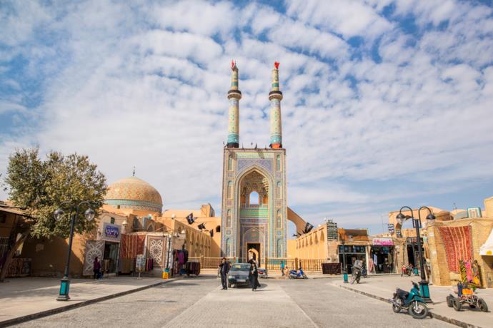 Ingresso della moschea del Venerdì a Yazd