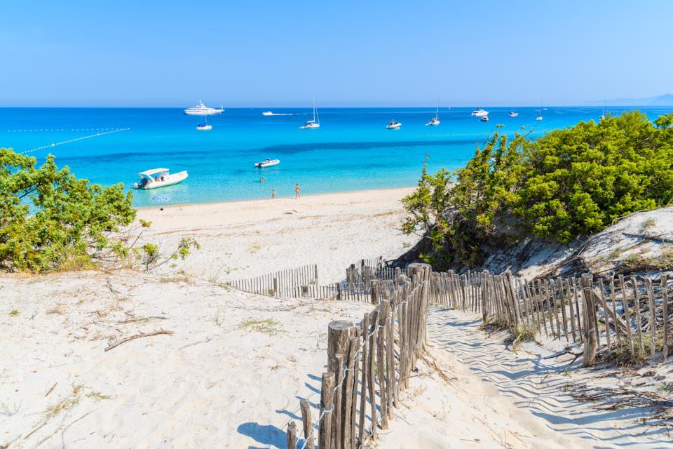 Una spiaggia della Corsica