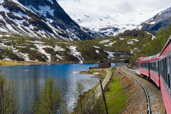 Viaggiare sulle ferrovie norvegesi: costi dei biglietti e dove acquistarli