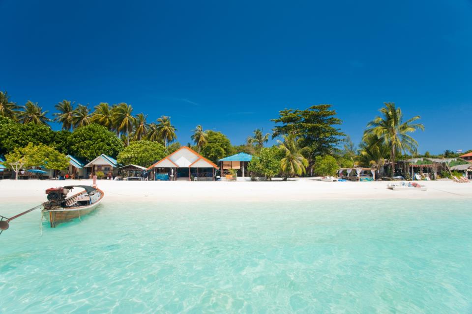 Resort e spiaggia a Koh Lipe in Thailandia