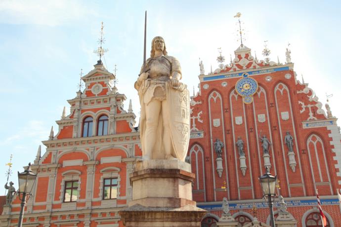 La Piazza del Municipio di Riga, in Lettonia