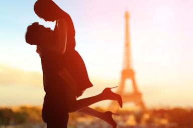 Viaggi da far battere il cuore: le mete europee più romantiche