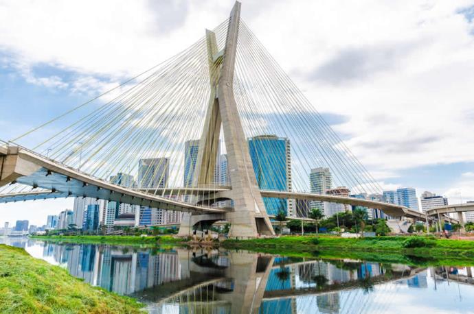 Il Ponte Estaiada a San Paolo in Brasile