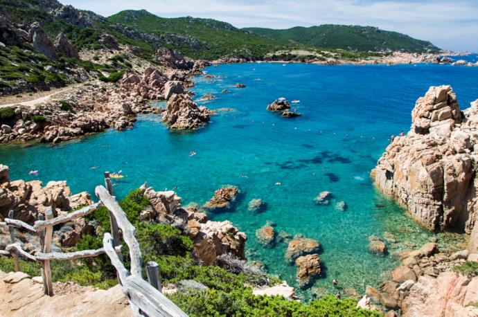 Li Cossi in Costa Paradiso, tra le spiagge più belle della Sardegna.