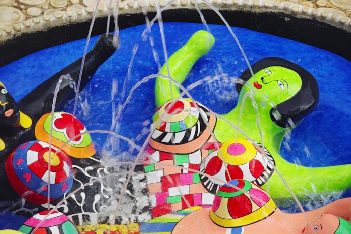 Il Giardino dei Tarocchi realizzato dall'artista Niki de Saint Phalle in Toscana
