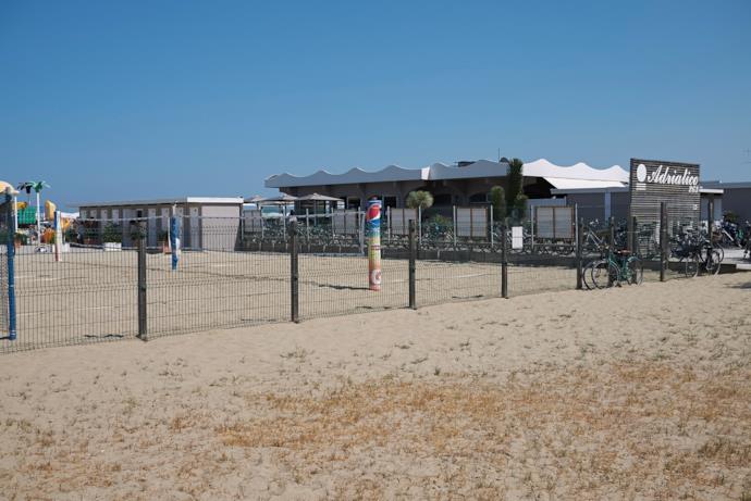 Campo da beach volley sulla spiaggia di Milano Marittima