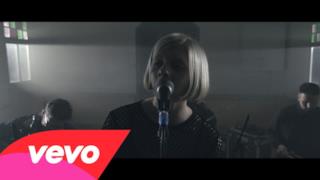 AURORA - Running with the Wolves (Video ufficiale e testo)