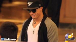 Jennifer Lopez and Casper Smart defend their love on Twitter