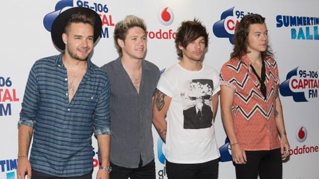 One Direction - Girl Almighty (Summertime Ball 2015)