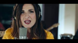 Dirotta Su Cuba - Sei tutto quello che non ho (feat. Max Mbassadò) (Video ufficiale e testo)