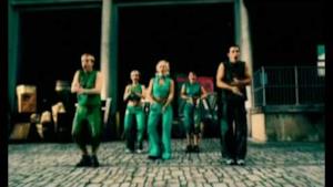 Steps - After The Love Has Gone (Video ufficiale e testo)