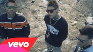 Two Fingerz ft. Fedez - La cassa dritta - Video ufficiale e testo