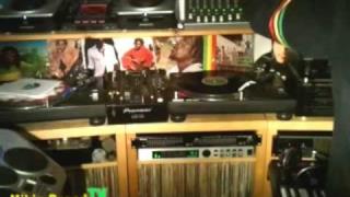 dennis brown - hooligan.mp4