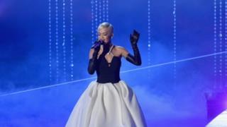 Rita Ora - Grateful (live Oscar 2015 video)