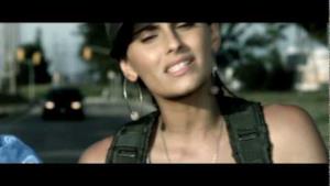 Nelly Furtado - Manos Al Aire (Video ufficiale e testo)