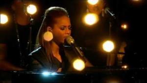 Alicia Keys - Doesn't Mean Anything (Video ufficiale e testo)