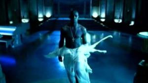 R. Kelly - Half On A Baby (Video ufficiale e testo)