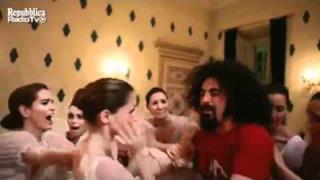 Caparezza - Chi se ne frega della musica (Video Ufficiale)