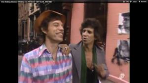 The Rolling Stones - Waiting On a Friend (Video ufficiale e testo)