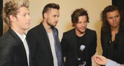 One Direction, l'intervista nel backstage dei Billboard Music Awards 2015 (video)
