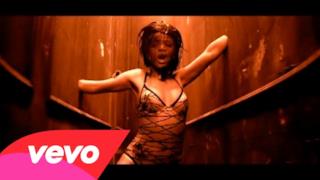 Rihanna - Disturbia (Video ufficiale)