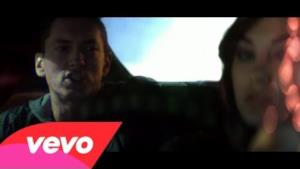 Eminem - Space Bound (Video ufficiale e testo)