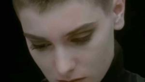 Sinéad O'Connor - Nothing Compares 2 U (Video ufficiale e testo)