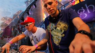 Tomorrowland 2012 - Skrillex, Paul Van Dyk, Dimitri Vegas & Like Mike