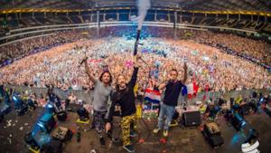 Dimitri Vegas & Like Mike LIVE @ World Club Dome 2017