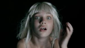 Sia arruola ancora Maddie Ziegler per il video di Big Girls Cry