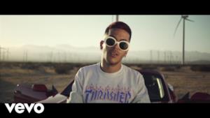 Sfera Ebbasta - Figli Di Papà (Video ufficiale e testo)